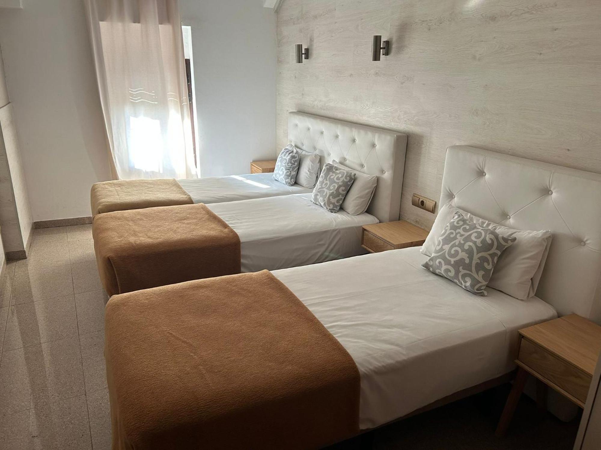Apartmentos Ramblas 108 Barcelona Exterior foto